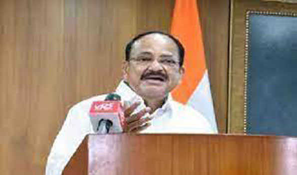 बच्चे भविष्य के कर्णधार: नायडू