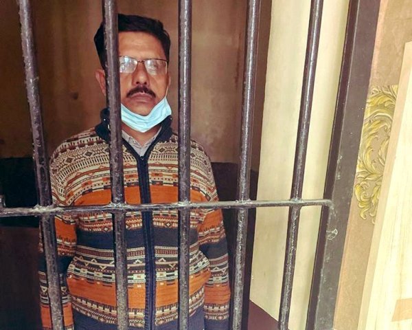 UP सचिवालय में महिलाकर्मी से छेड़छाड़ के मामले में 12 दिन बाद अधिकारी गिरफ्तार