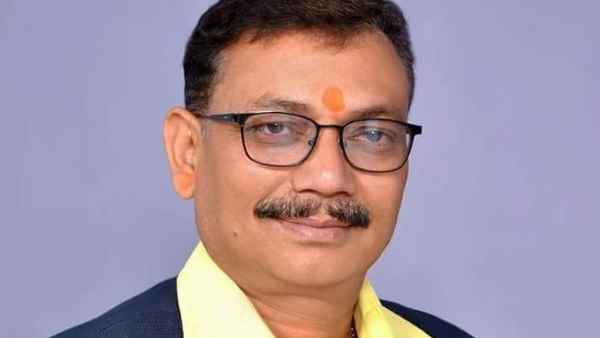 पूर्व विधायक पवन पांडेय पुलिस रडार पर