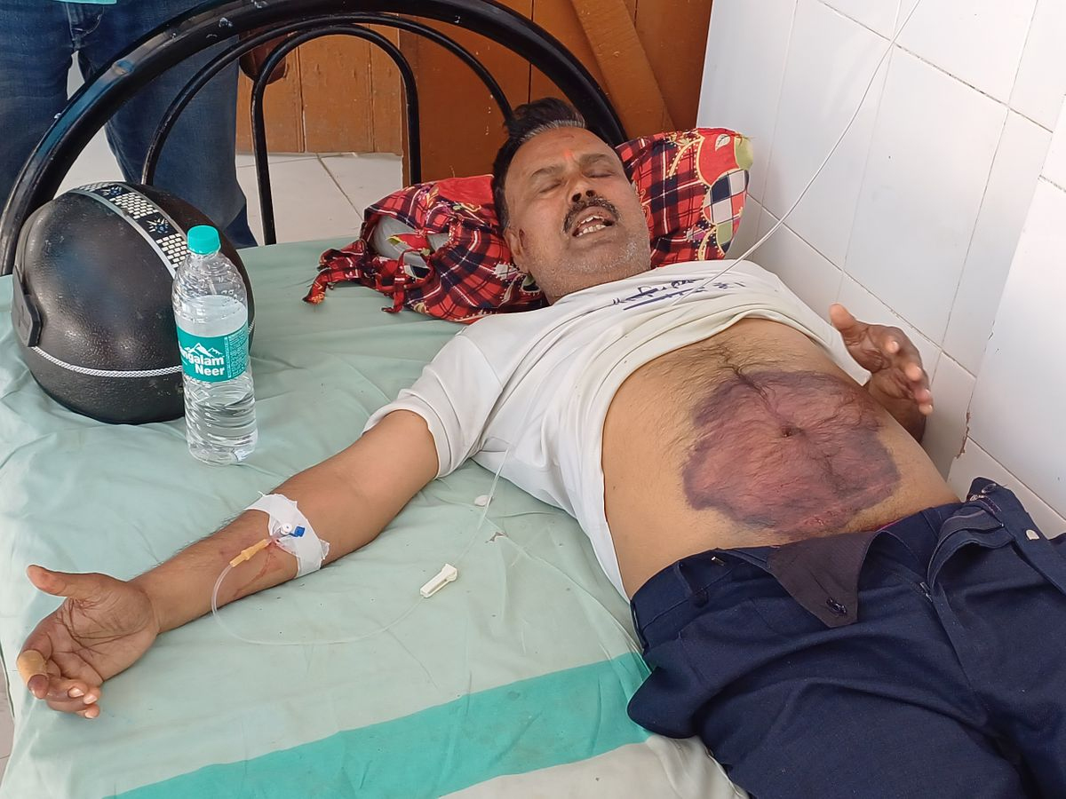 मुंगेर में जमीन विवाद को लेकर डॉक्टर के अपहरण और मारपीट का मामला