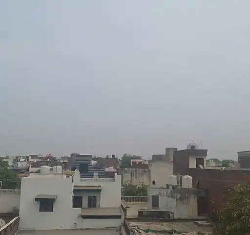 आगरा में मौसम ने ली करवट- बादलों की चादर और ठंडी हवाओं से राहत