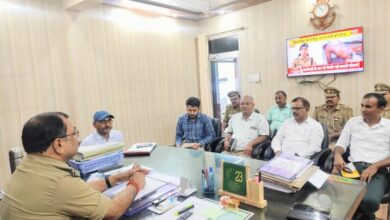 अंबेडकरनगर में जीरो एक्सीडेंट डे अभियान की तैयारी को लेकर अधिकारियों की बैठक