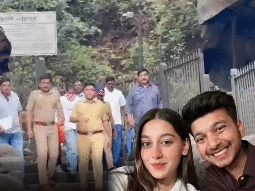 पुणे के केतन अग्रवाल हत्याकांड में क्राइम सीन रीक्रिएशन कराती पुलिस और जांच टीम।