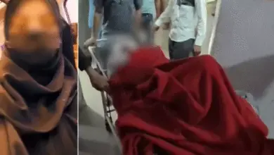मेरठ में युवती को गोली मारने की घटना के बाद मौके पर पहुंची पुलिस और जांच करती टीम।