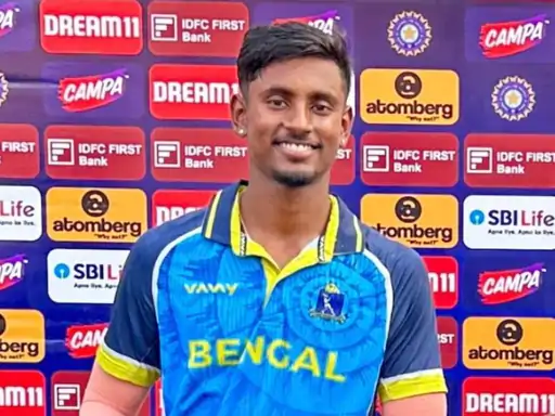 कोलकाता हाईकोर्ट के आदेश के बाद IPL क्रिकेटर अभिषेक पोरेल का फाइल फोटो।