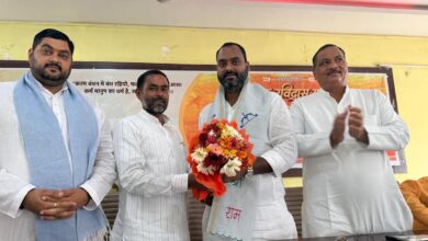 अंबेडकरनगर के अटल भवन में समरसता संकल्प अभियान की जिला कार्यशाला में मौजूद भाजपा पदाधिकारी और कार्यकर्ता।