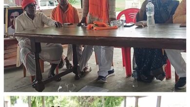 अंबेडकरनगर के आलापुर में भाजपा की संगठनात्मक बैठक में मौजूद पदाधिकारी और कार्यकर्ता।
