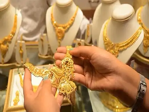 भारत में सोने की मांग और गोल्ड ज्वैलरी से जुड़ी सांकेतिक तस्वीर।