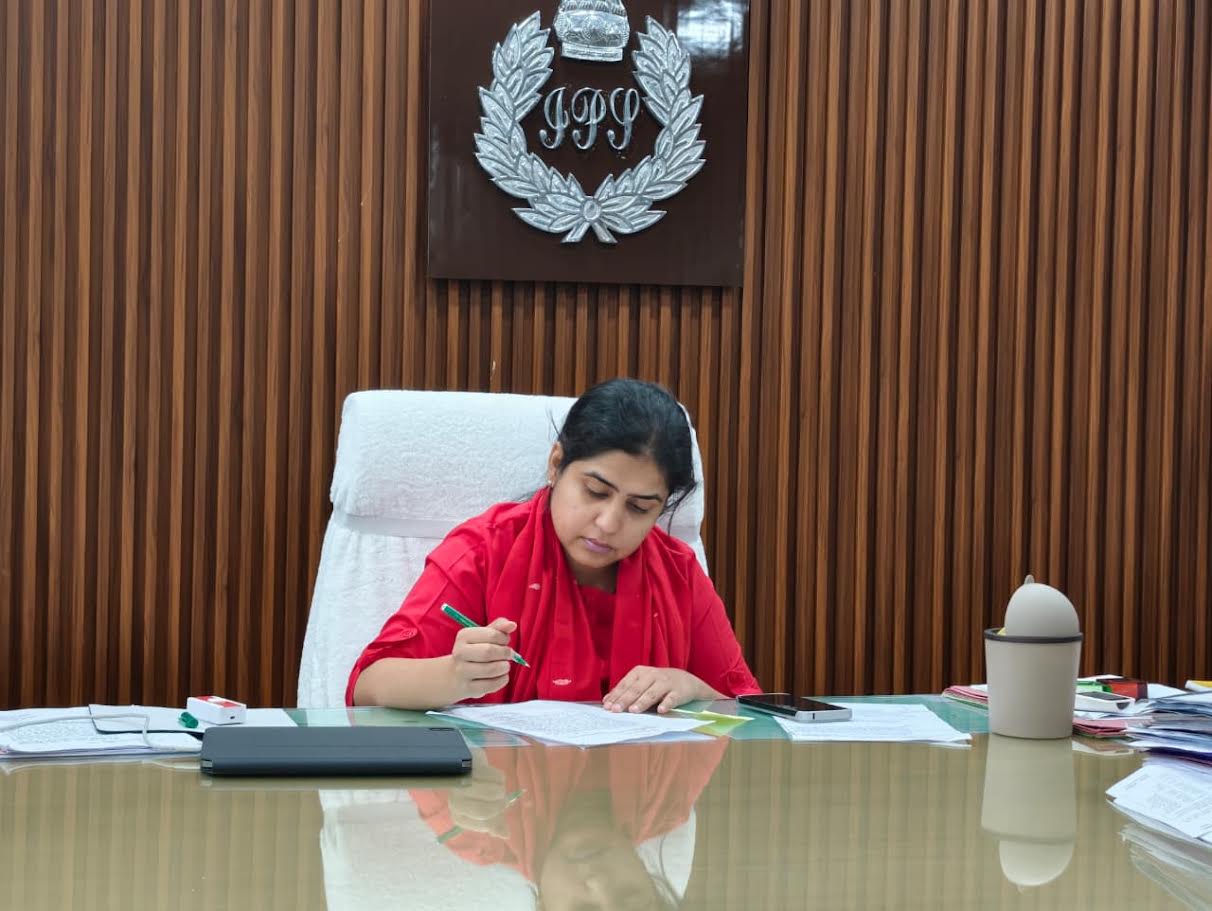 अंबेडकरनगर की पुलिस अधीक्षक IPS प्राची सिंह का आधिकारिक/प्रतीकात्मक चित्र।