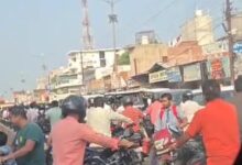 लखनऊ में विधानसभा घेराव के दौरान प्रदर्शन करते कोटेदार।