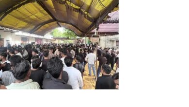 अम्बेडकरनगर के कटघर कमाल में मोहर्रम के अवसर पर निकाला गया शोहदाए कर्बला का जुलूस।