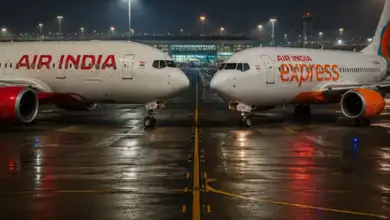 मुंबई एयरपोर्ट के रनवे पर एयर इंडिया और एयर इंडिया एक्सप्रेस के विमानों से जुड़ी घटना।
