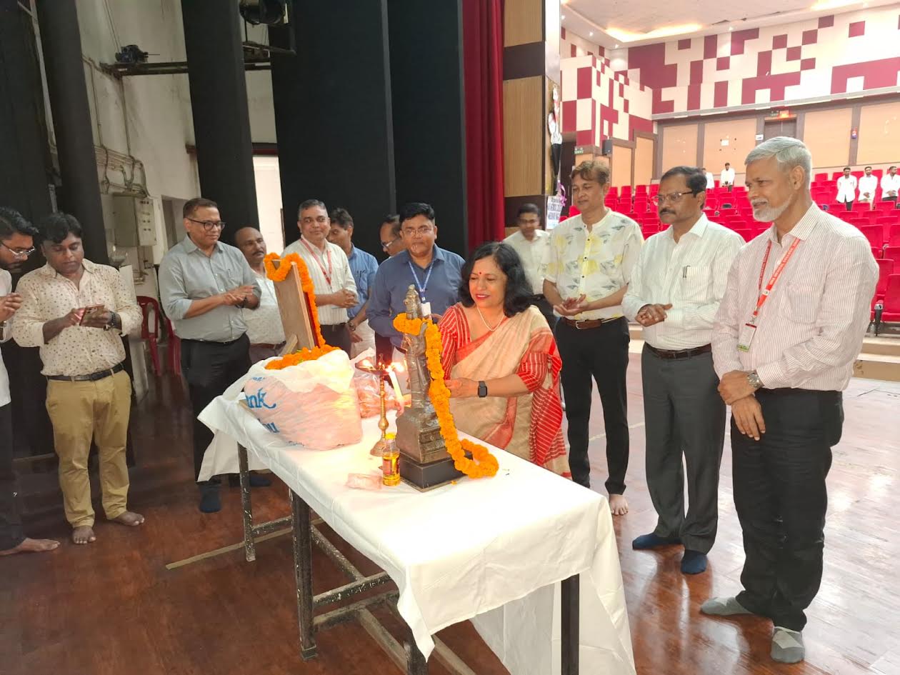 अंबेडकरनगर में कृषि मंत्री ने खाद-बीज व्यवस्था का लिया जायजा