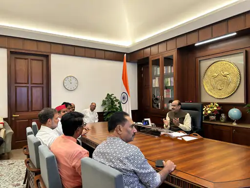 NEET-UG 2026 पेपर लीक पर संसद में हंगामे के दौरान लोकसभा और राज्यसभा की कार्यवाही।