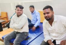 अंबेडकरनगर सीएमओ कार्यालय के वेटिंग रूम से जुड़ा मामला।