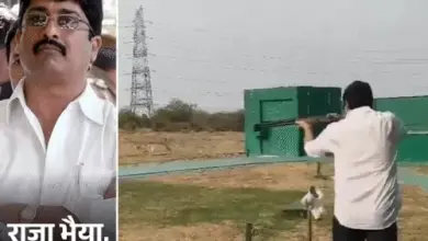 49वीं यूपी स्टेट शूटिंग चैंपियनशिप में भाग लेते राजा भैया का सांकेतिक चित्र।