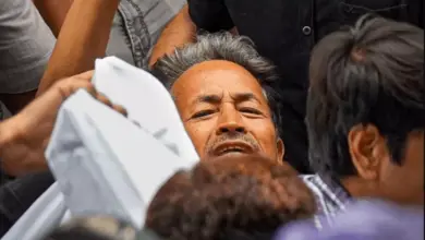 सफदरजंग अस्पताल में भर्ती भूख हड़ताल पर बैठे सोनम वांगचुक की फाइल फोटो।