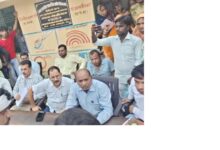अंबेडकरनगर के रामपुर-बेनीपुर गांव में राशन दुकान चयन के दौरान हंगामा