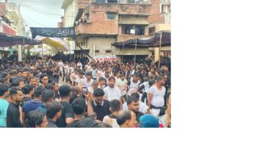 अंबेडकरनगर के जलालपुर में चेहल्लुम के दौरान निकले मातमी जुलूस की सांकेतिक तस्वीर।