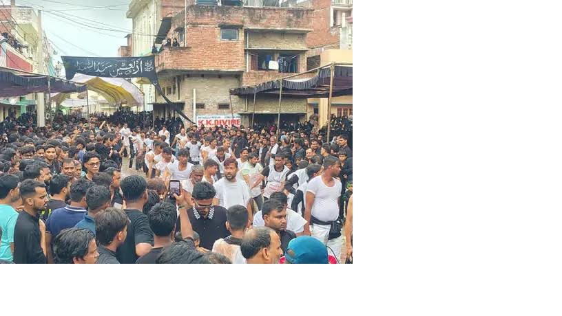 अंबेडकरनगर के जलालपुर में चेहल्लुम के दौरान निकले मातमी जुलूस की सांकेतिक तस्वीर।