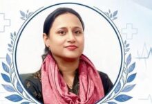 अंबेडकरनगर मेडिकल कॉलेज में मरीज के लिए रक्तदान करते लोग