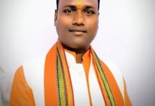 अंबेडकरनगर अशरफपुर किछौछा नगर पंचायत अध्यक्ष ओमकार गुप्ता पद से हटाए गए