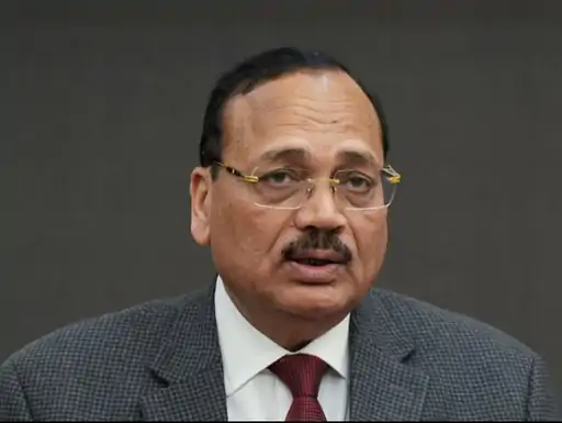 NALSAR विवाद पर सुप्रीम कोर्ट में सुनवाई करते CJI सूर्यकांत