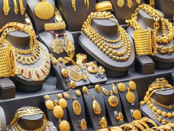 25 अगस्त को सोने का भाव बढ़कर 1.62 लाख रुपए और चांदी 2.43 लाख रुपए हुई