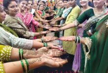 अंबेडकरनगर में हरियाली तीज कार्यक्रम में शामिल पुलिस परिवार की महिलाएं