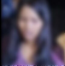 जैतपुर में सोशल मीडिया पोस्ट के बाद महिला की काउंसलिंग करती पुलिस
