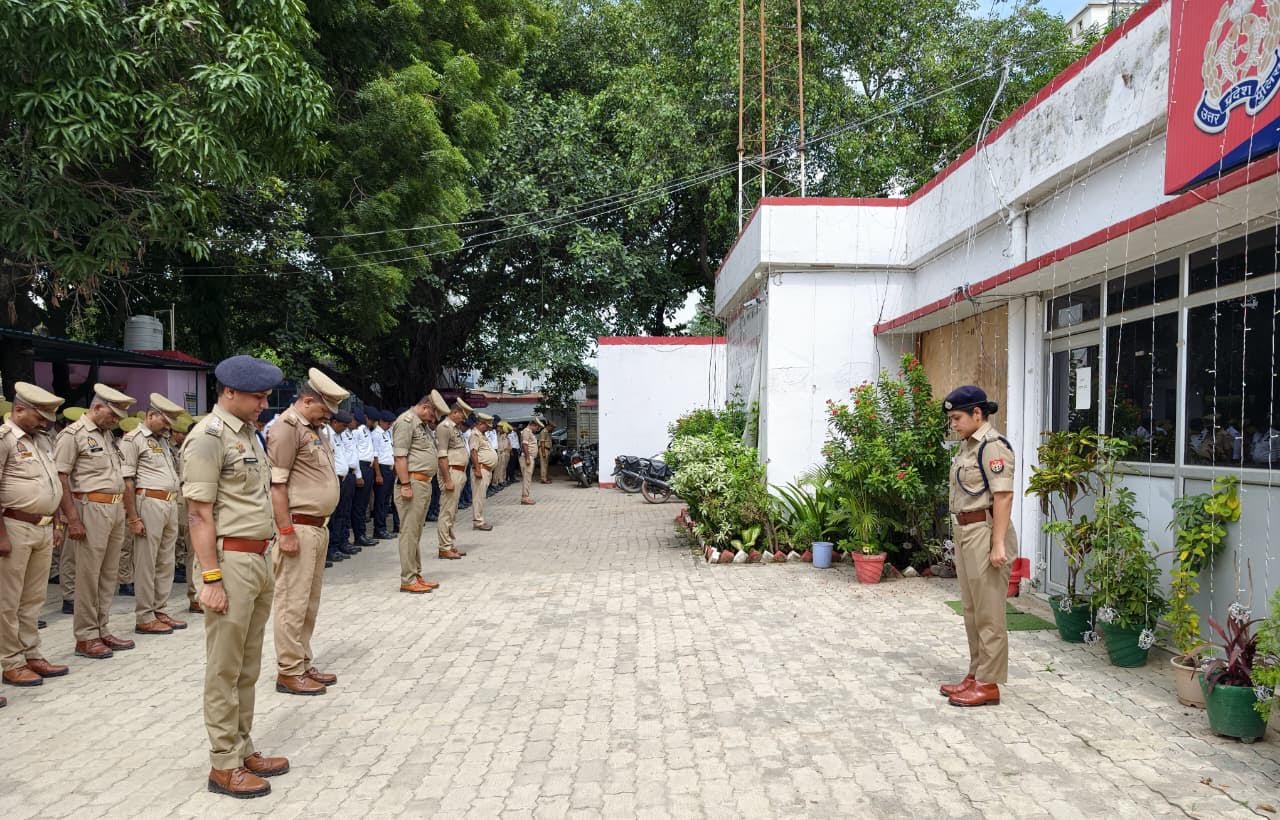 अंबेडकरनगर पुलिस द्वारा विभाजन विभीषिका स्मृति दिवस पर श्रद्धांजलि