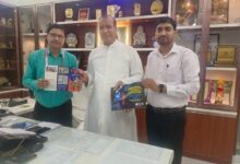 अम्बेडकरनगर के सेंट पीटर्स इंटर कॉलेज में आयोजित विद्यार्थी विज्ञान मंथन 2026-27 की छात्र कार्यशाला।