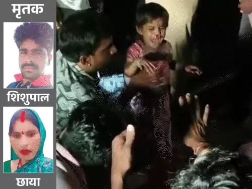तालबेहट सड़क हादसे में घायल बच्ची और सड़क किनारे पड़े उसके माता-पिता