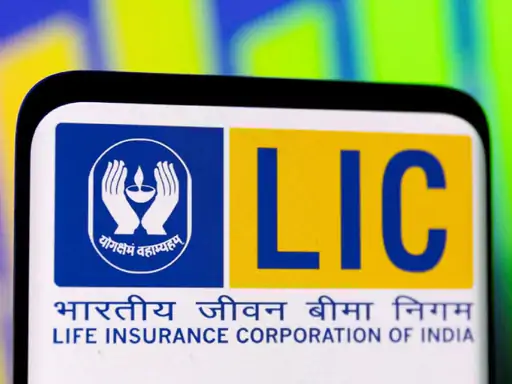 सरकार ने LIC में 6.5% हिस्सेदारी बेचने के लिए OFS लॉन्च किया।