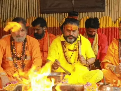 मथुरा श्रीकृष्ण जन्मस्थान कारसेवा और मंदिर निर्माण की शिलाएं