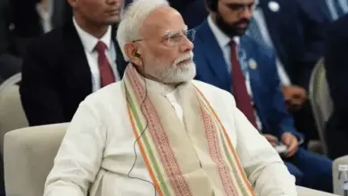 उज्बेकिस्तान में हिंदी कविता सुनते प्रधानमंत्री नरेंद्र मोदी