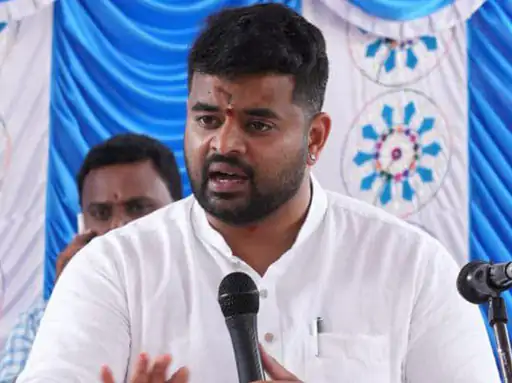 प्रज्वल रेवन्ना के मामले में मोबाइल फोन की जांच