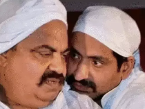 प्रयागराज में अतीक अशरफ की कुर्क जमीन की कार्रवाई
