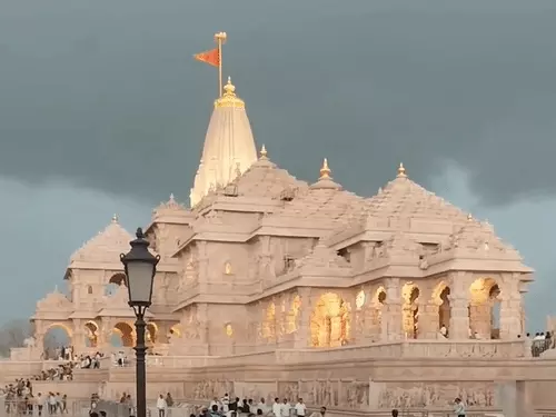 अयोध्या राम मंदिर परिसर की तस्वीर