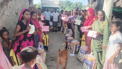 अंबेडकरनगर में आरबी पाल की पुण्यतिथि पर 125 जरूरतमंद बच्चों के परिवारों को सूखा राशन वितरित किया गया।