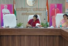 अम्बेडकरनगर कलेक्ट्रेट में श्रमिक कल्याण और बाल श्रम उन्मूलन अभियान की समीक्षा बैठक।