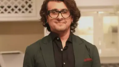 सोनू निगम ने कृति सेनन एड विवाद से जुड़े फर्जी बयान का खंडन किया