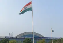 वाराणसी एयरपोर्ट पर रनवे खराब होने के बाद डायवर्ट की गईं उड़ानें