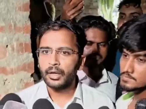 बांकुड़ा में CJP नेता आशुतोष रांका की मृतक के परिवार से मुलाकात