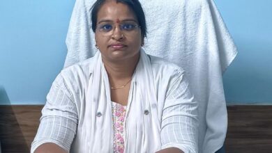 अकबरपुर के राजकीय आईटीआई परिसर में आयोजित रोजगार मेले में अभ्यर्थी।