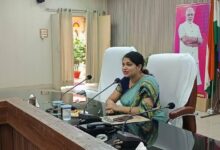 अंबेडकरनगर में दिव्यांगजन स्वरोजगार योजना के लाभार्थियों को आर्थिक सहायता
