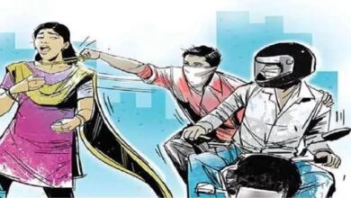 अंबेडकरनगर के जुनेदपुर बाजार में चेन लूट की कोशिश से जुड़ा घटनास्थल