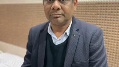 अम्बेडकरनगर जिला अस्पताल के चिकित्सक डॉ. डीपी वर्मा