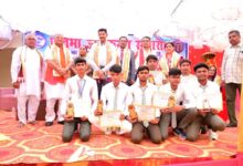 अंबेडकरनगर में शिक्षक एवं मेधावी सम्मान समारोह