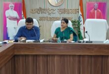 अंबेडकरनगर कलेक्ट्रेट में आयुर्वेद दिवस की तैयारियों को लेकर हुई बैठक।